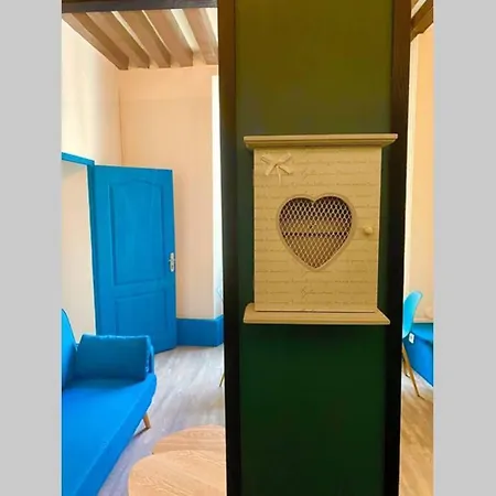 De Charme Plein Coeur De Apartamento